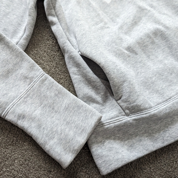 Puma silver gray turtleneck sweatshirt women's Medium - Picture 5 of 11